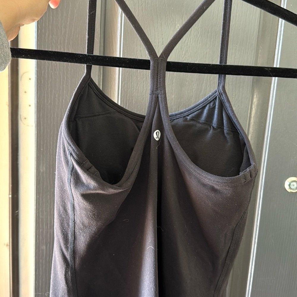 Women’s black, size 6, lululemon tank top